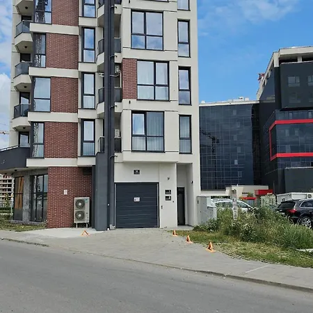Just Beside The Hospital Apartment Burgas